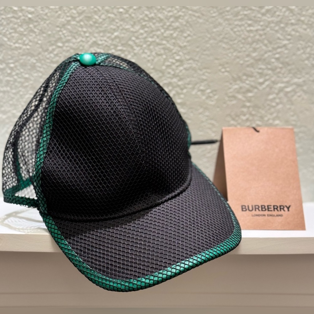 Authentic Burberry Black and Green baseball cap. Made in Italy